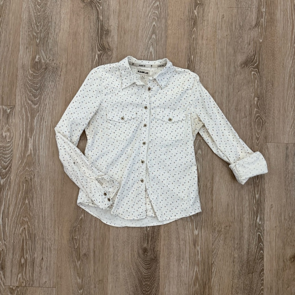 White Western Button-Up Shirt with western Pattern